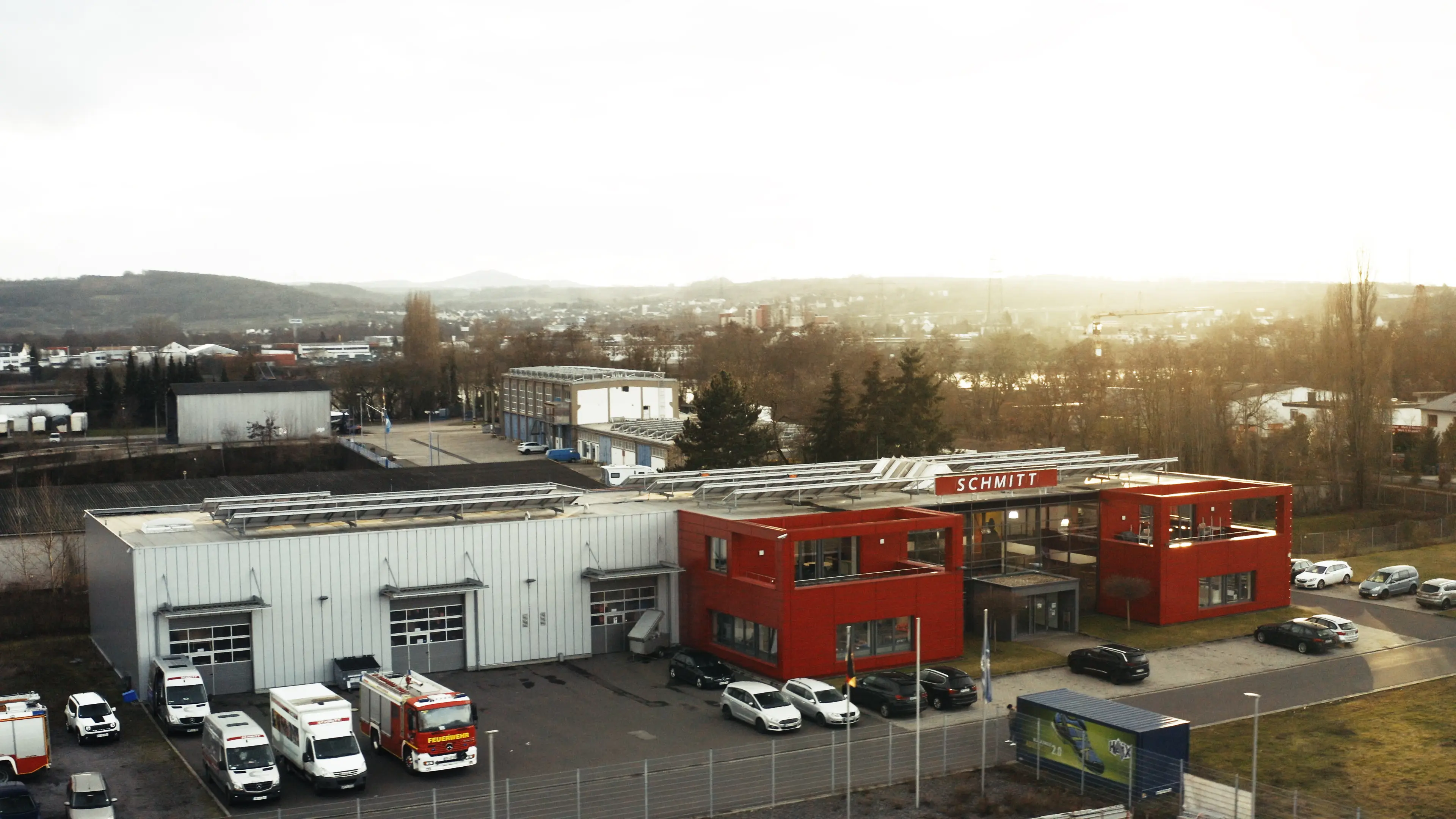 Luftaufnahme des Firmengeländes der SCHMITT Brandschutzservice in Neuwied